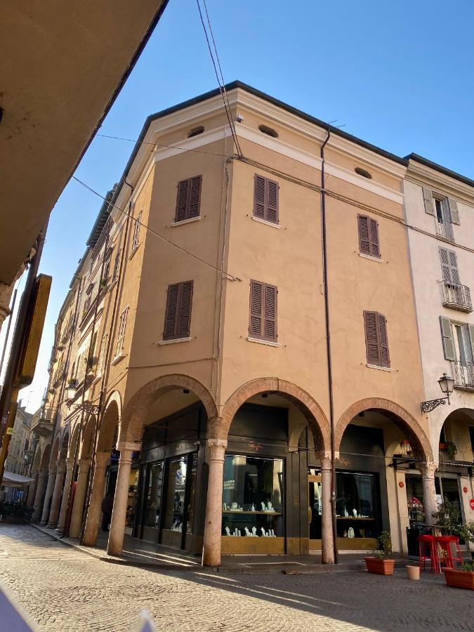 Casalonghi Apartamento Mântua Exterior foto
