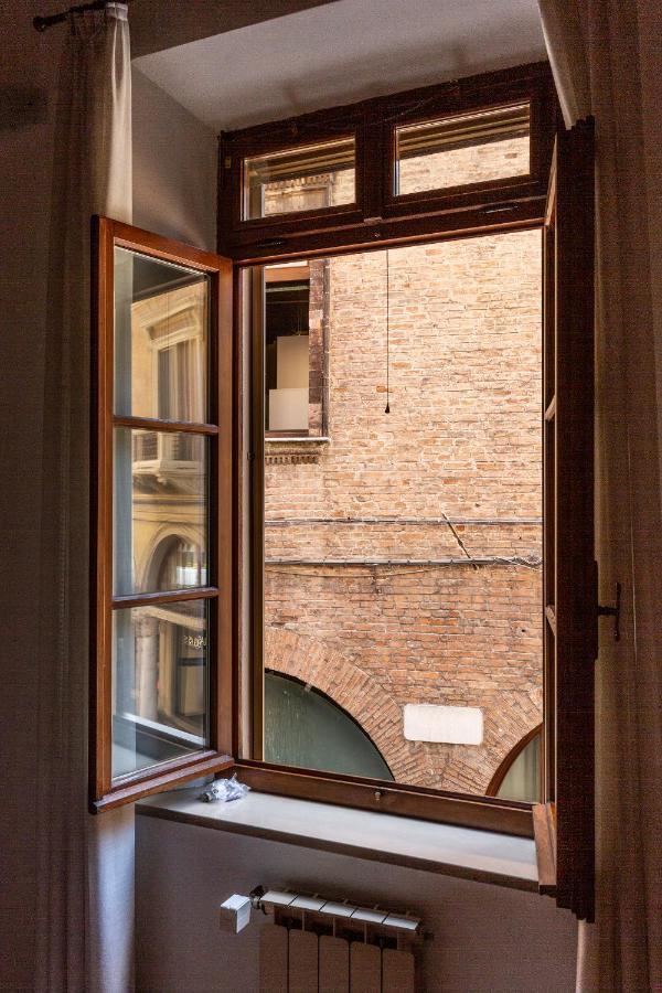 Casalonghi Apartamento Mântua Exterior foto